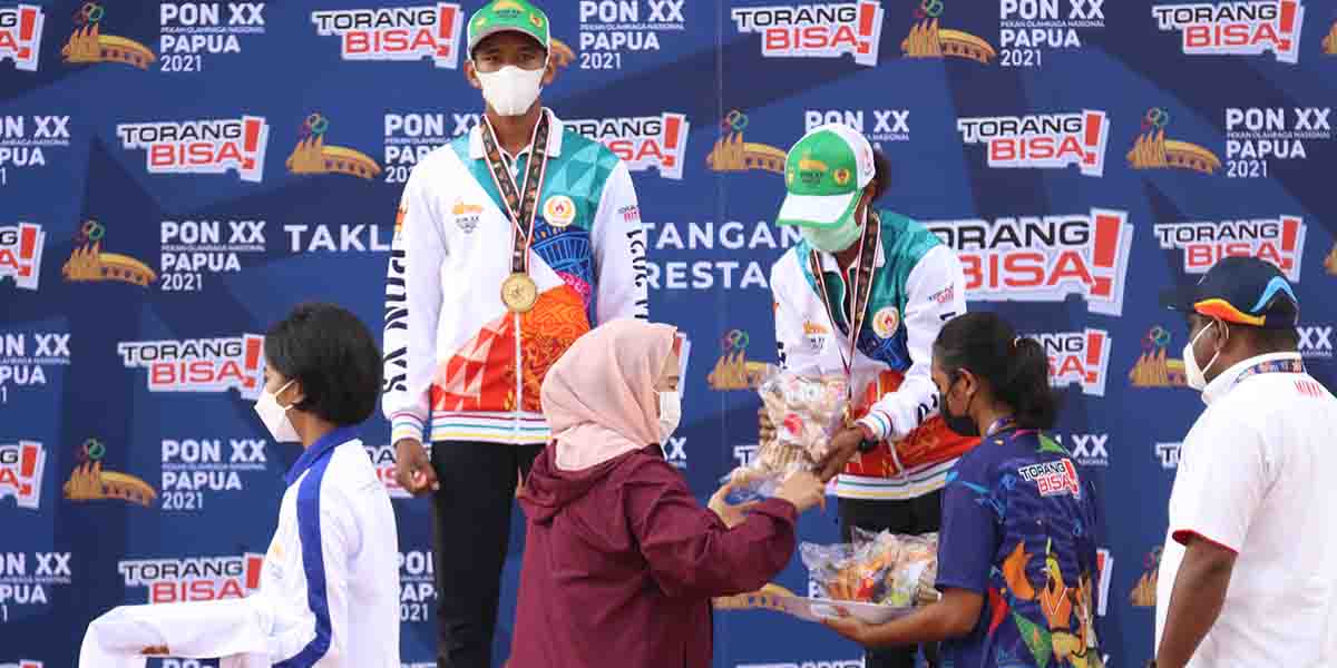 sumbang-emas-untuk-papua-nesthy-saya-masih-belajar